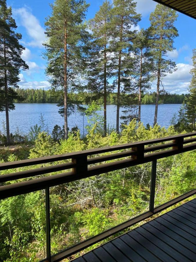 Hotel Mesikaemmen Эхтяри Экстерьер фото