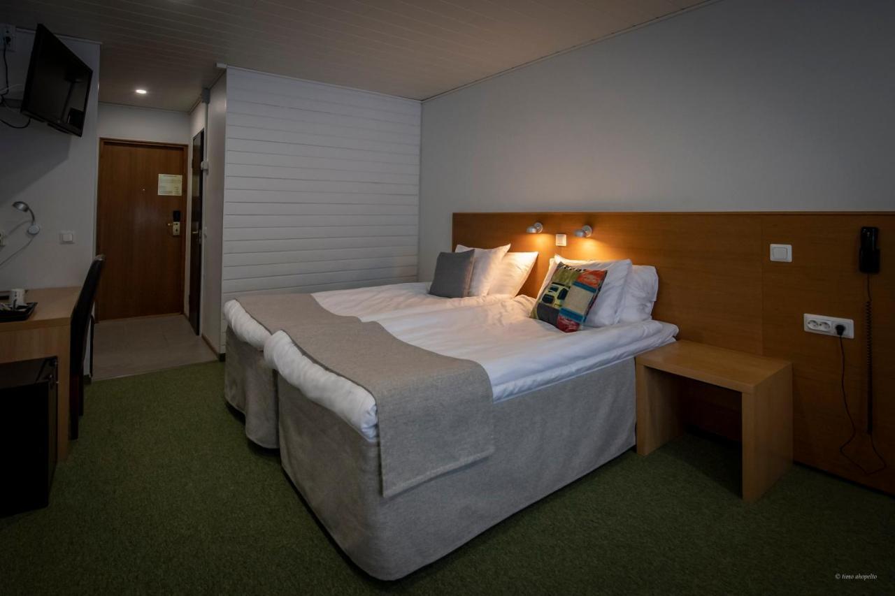 Hotel Mesikaemmen Эхтяри Экстерьер фото